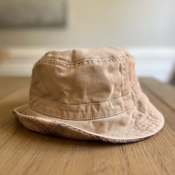 American Eagle plaid & khaki reversible bucket hat for men or women. Tan/Cream - Picture 2 of 8